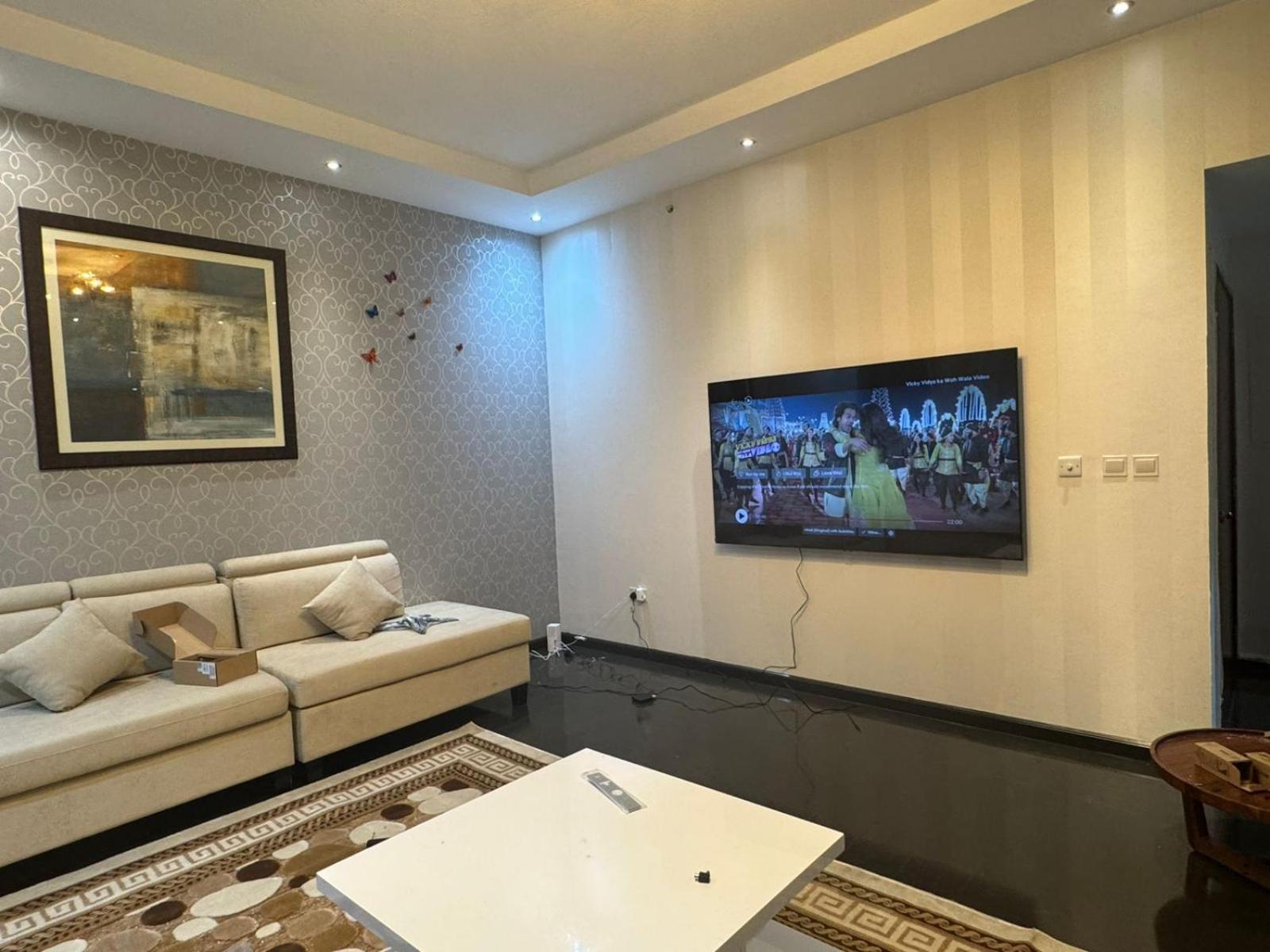 Sadaf 8 Jbr Luxury Master Bedroom Near Tram Dubai Exterior photo
